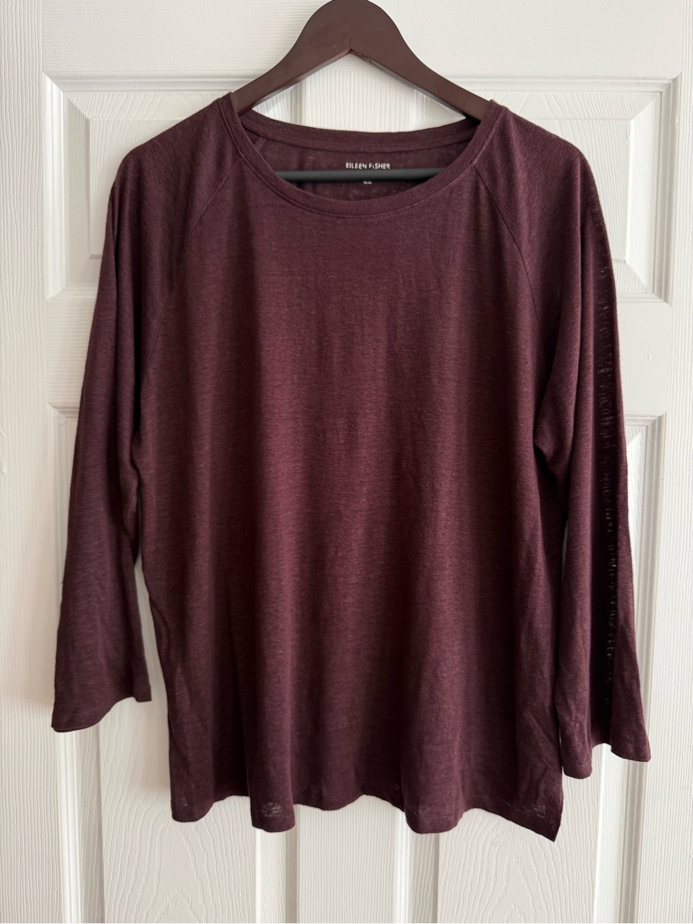Eileen Fisher Relaxed Long Sleeve Tee in Plum organic linen size M